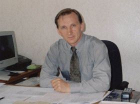 Заслуженный учитель Валерий Маргун, gimnasium4.narod.ru (с)