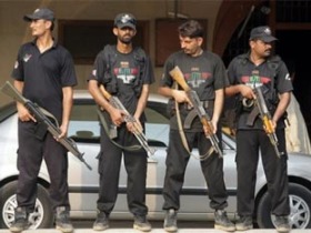 Пакистан, полиция. Фото: http://gallery.xf.lv
