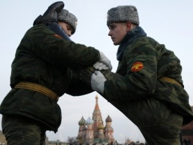 Российские солдаты. Фото с сайта daylife.com