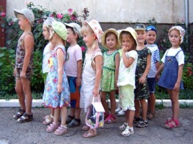 Очередь в детский сад. Фото с сайта www.gazeta.sebastopol.ua