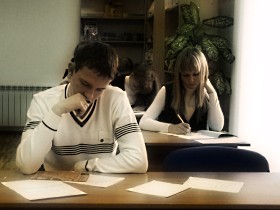 Школьники. Фото с сайта afei.ru