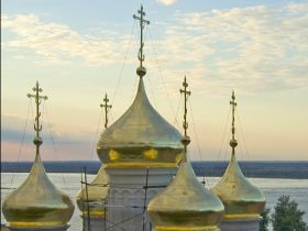 Церковь, купола. Фото с сайта photosight.ru