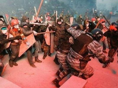 Киев. Волнения 19 января 2014 года. Фото: twitter.com/IlyaYashin