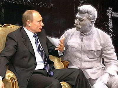 Путин и Сталин (коллаж). Источник - http://img11.nnm.me/