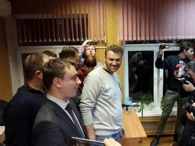 Алексей Навальный на оглашении приговора, 19.2.15. Фото: twitter.com/alliance_msk