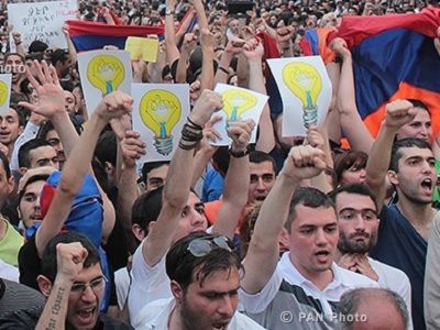 Протест в Ереване. Фото: panarmenian.net