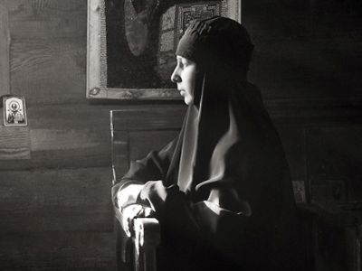Монахиня. Фрагмент фото: photoline.ru