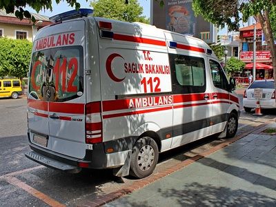 Скорая помощь в Турции. Фото: bfm74.ru