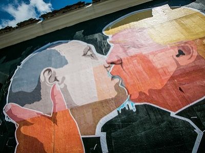 Путин и Трамп (граффити в Вильнюсе). Фото: ru.delfi.lt