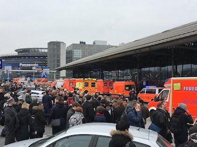 Эвакуация аэропорта в Гамбурге, Фото: mopo.de