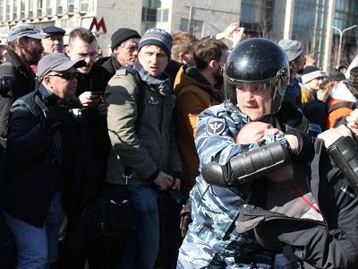 Задержания на "Димонответит". Фото: Каспаров.Ru