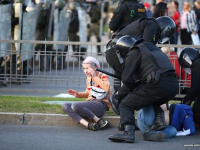 Задержания на акции протеста в Минске.  Фото: people.onliner.by