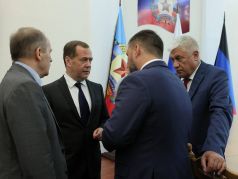 Д. Медведев на совещании в 