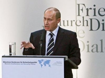 Мюнхенская речь Владимира Путина, 2007 г. Фото: telegra.ph