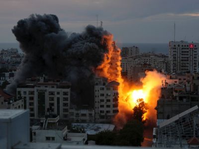 Ответный авиаудар Израиля по объектам ХАМАС в Газе, 7.10.23. Фото: AP
