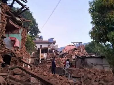 После землетрясения в Непале, 4 ноября 2023 года. Фото: Office of Prime Minister / Xinhua После землетрясения в Непале, 4 ноября 2023 года. Фото: Office of Prime Minister / Xinhua