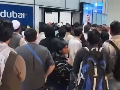Коллапс в аэропорту Дубая. Фото: РБК